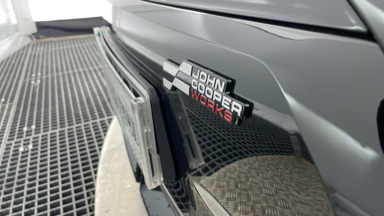 MINI Cooper 135kW E Sport [Level 2] 41kWh 3dr Auto Electric Hatchback